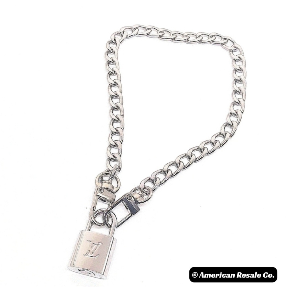 Louis Vuitton LV #315 Silver Lock Vintage and Rare PadLock Lock 2 Keys Necklace